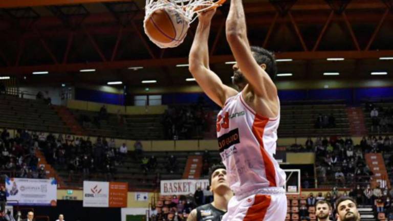 Basket A2, ora l'Unieuro guarda al 6° posto Basket A2, ora l'Unieuro guarda al 6° posto