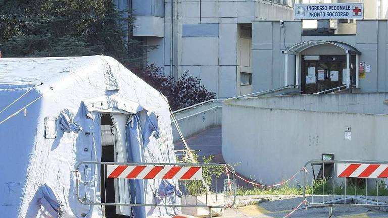 Imola, nell'anno del Covid 100 decessi in più Imola, nell'anno del Covid 100 decessi in più