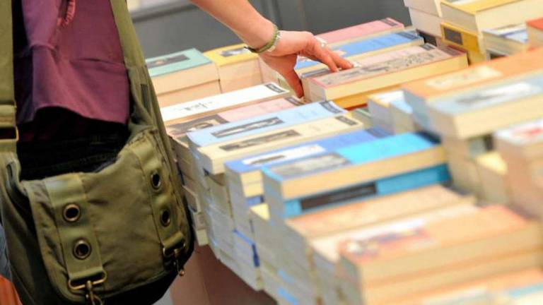 Imola, un aiuto dal Comune per i libri scolastici Imola, un aiuto dal Comune per i libri scolastici