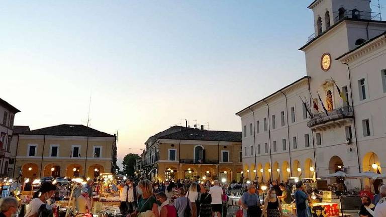 Cervia verso il tutto esaurito. Ma mancano chef e camerieri Cervia verso il tutto esaurito. Ma mancano chef e camerieri