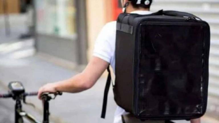 Rimini. Rider di 60 anni: L'algoritmo mi rende schiavo Rimini. Rider di 60 anni: L'algoritmo mi rende schiavo