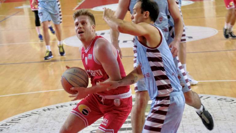 Basket B: Andrea Costa, test con la Virtus Basket B: Andrea Costa, test con la Virtus
