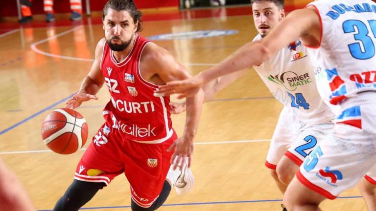 Basket B, Montanari: Andrea Costa, devo avere pazienza Basket B, Montanari: Andrea Costa, devo avere pazienza