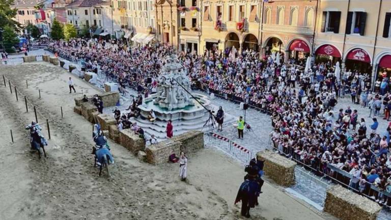 Cesena, la Giostra dei cavalieri festeggia i suoi 557 anni Cesena, la Giostra dei cavalieri festeggia i suoi 557 anni