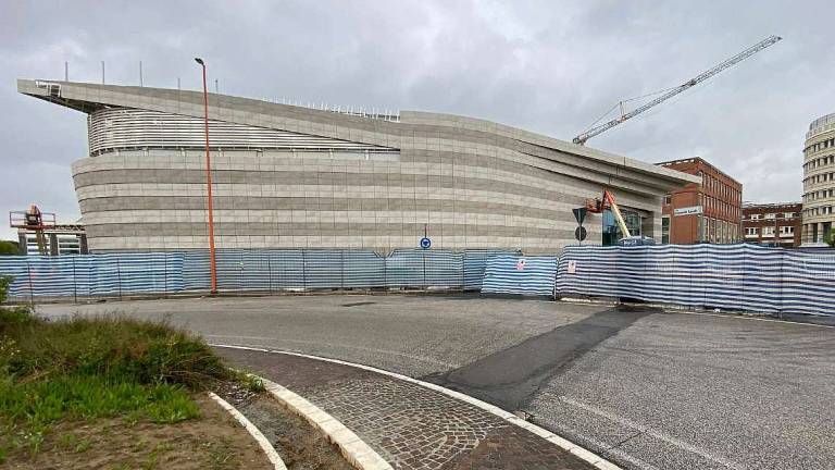 Cesena, al Montefiore chiuso l'Unieuro per il trasferimento Cesena, al Montefiore chiuso l'Unieuro per il trasferimento