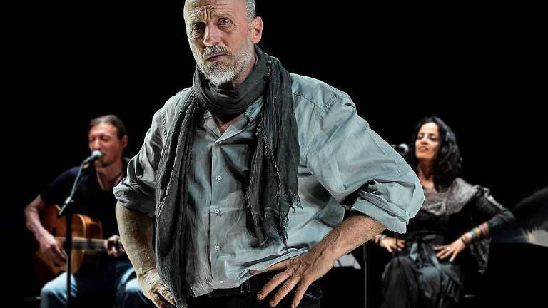 Marco Paolini a Villa Torlonia con il suo teatro fra parentesi Marco Paolini a Villa Torlonia con il suo teatro fra parentesi