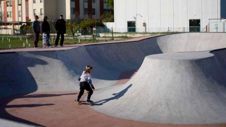 Riapre lo skate park colpito dai vandali a Cesenatico Riapre lo skate park colpito dai vandali a Cesenatico