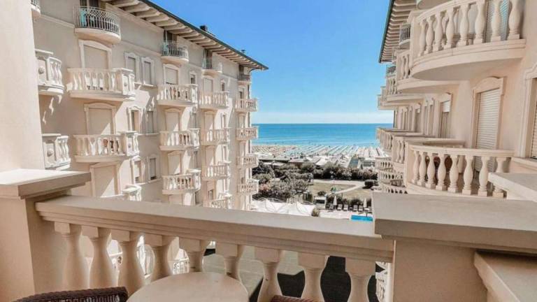 Cervia, caro energia: gli hotel di lusso restano aperti Cervia, caro energia: gli hotel di lusso restano aperti