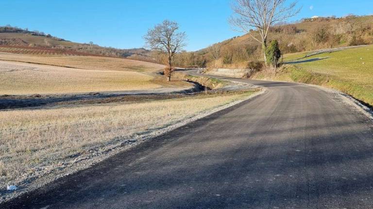 Strada Rio Medrina risistemata con garanzia di durata a Borghi Strada Rio Medrina risistemata con garanzia di durata a Borghi