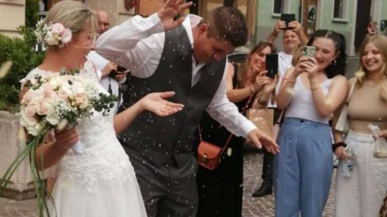 Dalla Francia a Mercato Saraceno: sposi nel paese del nonno Dalla Francia a Mercato Saraceno: sposi nel paese del nonno