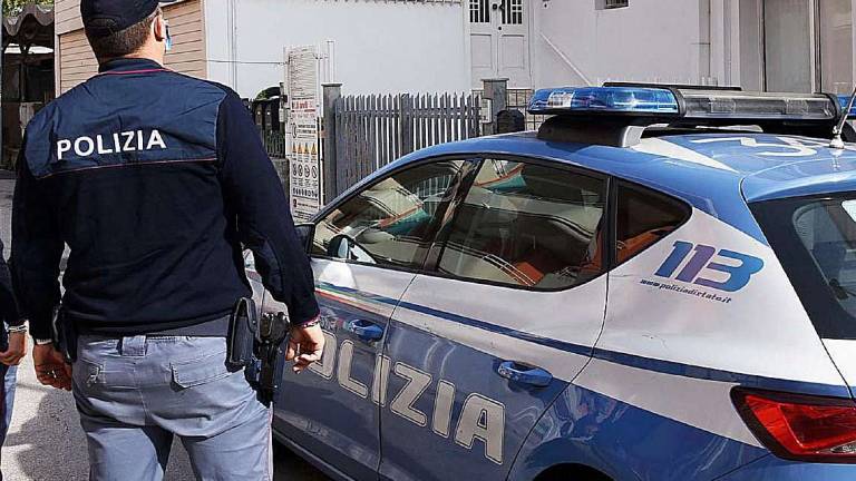 Rimini. La Polizia confisca beni per 250.000 euro alla ladra degli abbracci Rimini. La Polizia confisca beni per 250.000 euro alla ladra degli abbracci