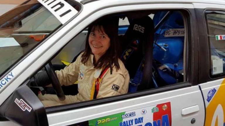La super pilota Micky Martinelli al Rally dei Castelli di San Marino La super pilota Micky Martinelli al Rally dei Castelli di San Marino