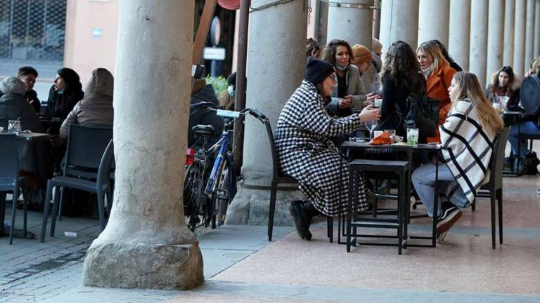 Imola,il sollievo dei ristoratori: «Ma non abbassiamo la guardia» Imola,il sollievo dei ristoratori: «Ma non abbassiamo la guardia»
