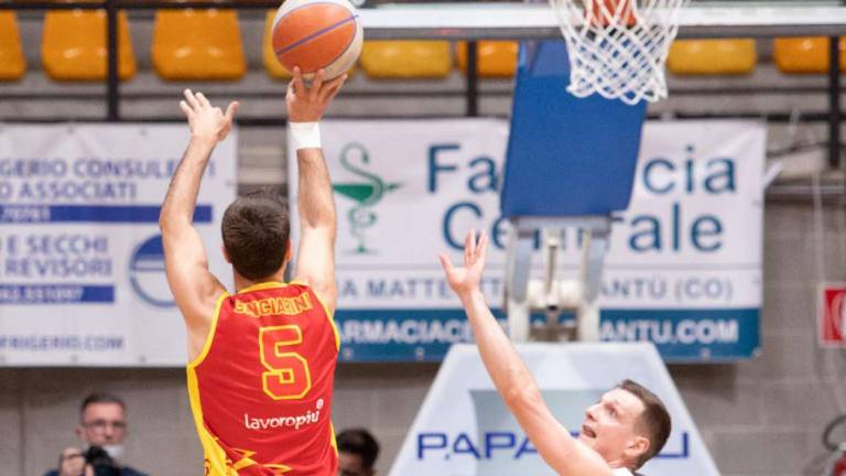 Basket A2, Cinciarini sereno: Cantù più brava di Ravenna Basket A2, Cinciarini sereno: Cantù più brava di Ravenna