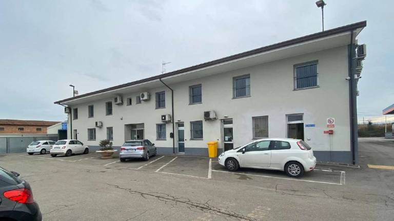 Cesena, trattativa in extremis per salvare 16 lavoratori Cesena, trattativa in extremis per salvare 16 lavoratori