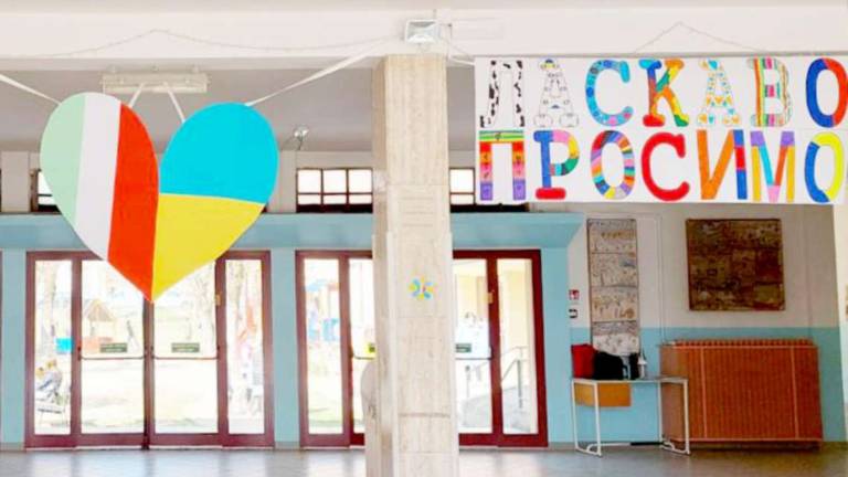 Massa, l'accoglienza a scuola per due bambine ucraine Massa, l'accoglienza a scuola per due bambine ucraine