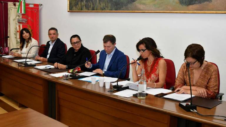 Castrocaro. Nuovo consiglio, assegnate le deleghe Castrocaro. Nuovo consiglio, assegnate le deleghe