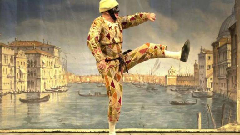 L'Arlecchino di Enrico Bonavera a Sarsina L'Arlecchino di Enrico Bonavera a Sarsina