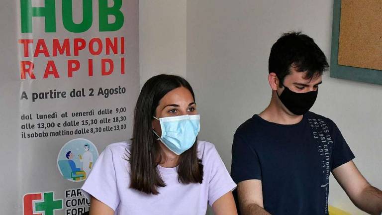 Forlì, crescono le richieste di tamponi Forlì, crescono le richieste di tamponi