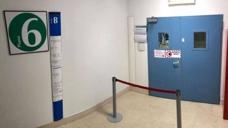 Cesena: dopo 26 mesi di Covid l'ospedale torna al normale assetto Cesena: dopo 26 mesi di Covid l'ospedale torna al normale assetto