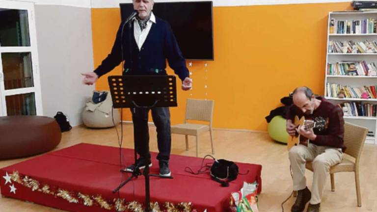 Cesena, i senzatetto vincono la solitudine con Giorgio Gaber: Nessuno è nato per stare da solo Cesena, i senzatetto vincono la solitudine con Giorgio Gaber: Nessuno è nato per stare da solo