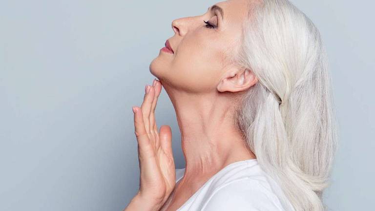 Conseguenze della menopausa: ossa, tono muscolare, pelle e capelli Conseguenze della menopausa: ossa, tono muscolare, pelle e capelli