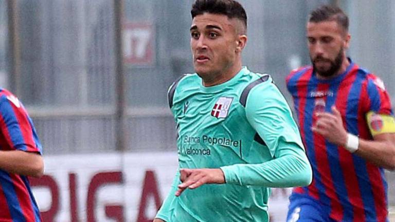 Calcio C: Rimini, apertissimo il ballottaggio portiere Calcio C: Rimini, apertissimo il ballottaggio portiere