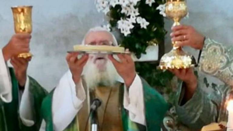 Valleripa: dialogo difficile tra padre Orfeo e il vescovo di Cesena Valleripa: dialogo difficile tra padre Orfeo e il vescovo di Cesena
