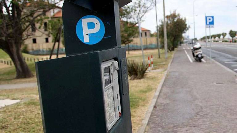 Rimini. Mancano i parcheggi: ecco il piano per l'estate Rimini. Mancano i parcheggi: ecco il piano per l'estate