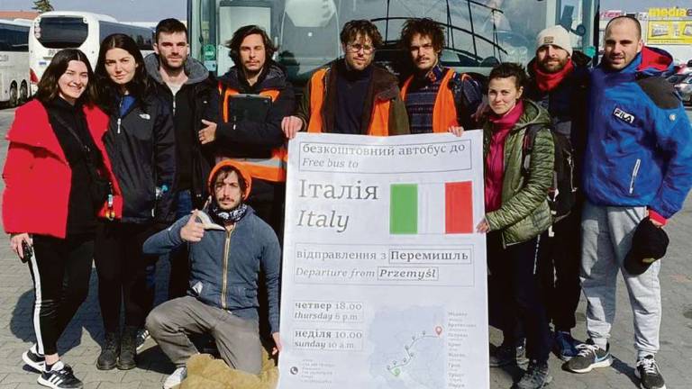 Ucraina, oltre 400 i salvati con i pullman da Rimini Ucraina, oltre 400 i salvati con i pullman da Rimini