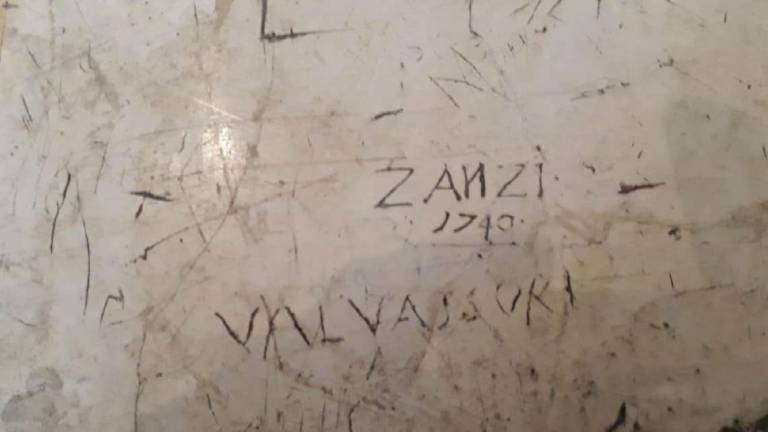 Faenza, i graffiti dei vandali? Diventano memoria storica Faenza, i graffiti dei vandali? Diventano memoria storica