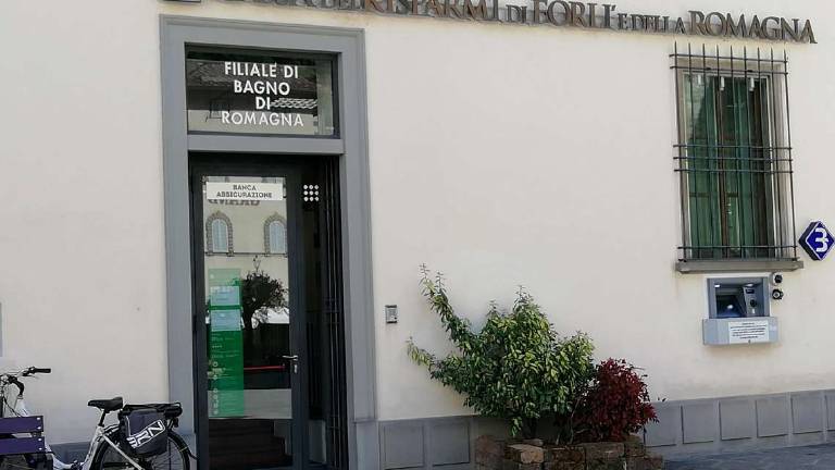 Bagno di Romagna, la protesta: l'unico bancomat è ko da giorni Bagno di Romagna, la protesta: l'unico bancomat è ko da giorni