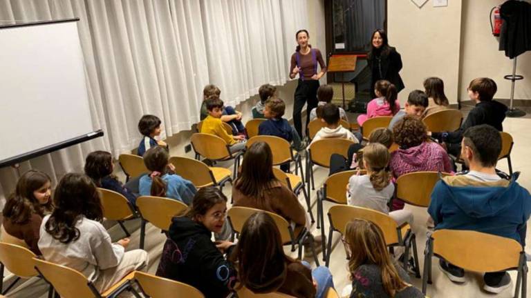 Gambettola, notte in biblioteca: l'avventura di 22 bambini Gambettola, notte in biblioteca: l'avventura di 22 bambini