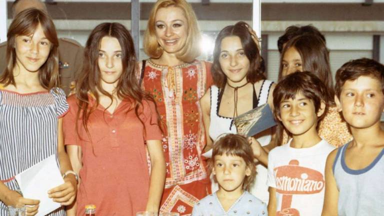 In uscita Raffa, il doc su Raffaella Carrà di Daniele Lucchetti In uscita Raffa, il doc su Raffaella Carrà di Daniele Lucchetti