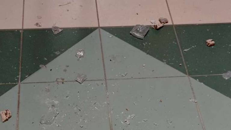 Crolli nei lucernari dell'ala nuova al cimitero di Cesena Crolli nei lucernari dell'ala nuova al cimitero di Cesena