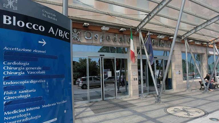 Fecero scappare una donna dal reparto Covid: l'Ausl Romagna denuncia medico e avvocato no vax Fecero scappare una donna dal reparto Covid: l'Ausl Romagna denuncia medico e avvocato no vax