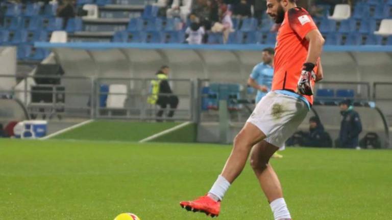 Calcio C, Rimini, sforzo Vano: quando il bomber fa il portiere Calcio C, Rimini, sforzo Vano: quando il bomber fa il portiere