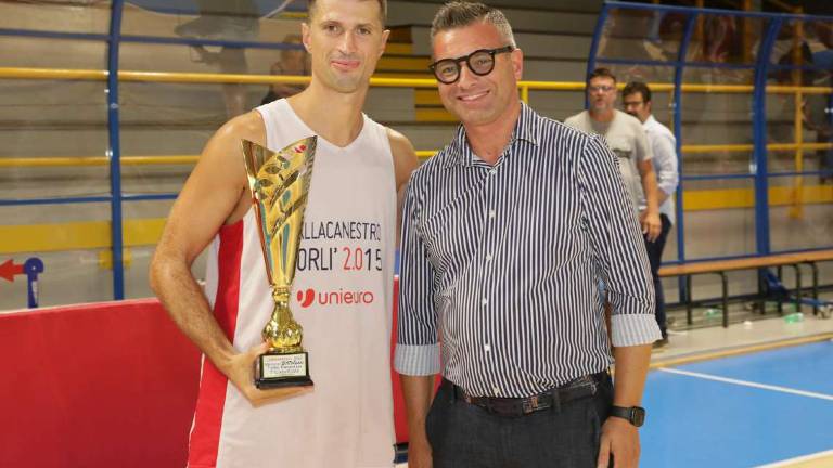 Basket A2, il primo derby è targato Forlì: Rimini cede 72-61 Basket A2, il primo derby è targato Forlì: Rimini cede 72-61