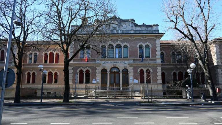 Imola, 400mila euro per mettere in sicurezza l'istituto Alberghetti Imola, 400mila euro per mettere in sicurezza l'istituto Alberghetti