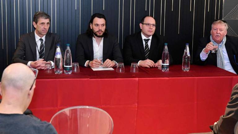 Rimini. Tour operator riminese in trasferta all'aeroporto di Forlì: voli per Trapani, Cagliari, Comiso e Brindisi Rimini. Tour operator riminese in trasferta all'aeroporto di Forlì: voli per Trapani, Cagliari, Comiso e Brindisi
