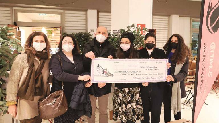 Cesena, Women in run porta 5mila euro contro la violenza Cesena, Women in run porta 5mila euro contro la violenza