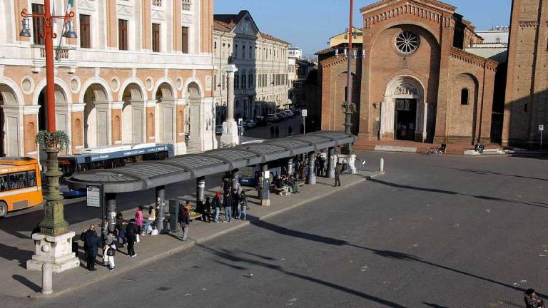 Forlì, via la pensilina: forlivesi d'accordo Forlì, via la pensilina: forlivesi d'accordo