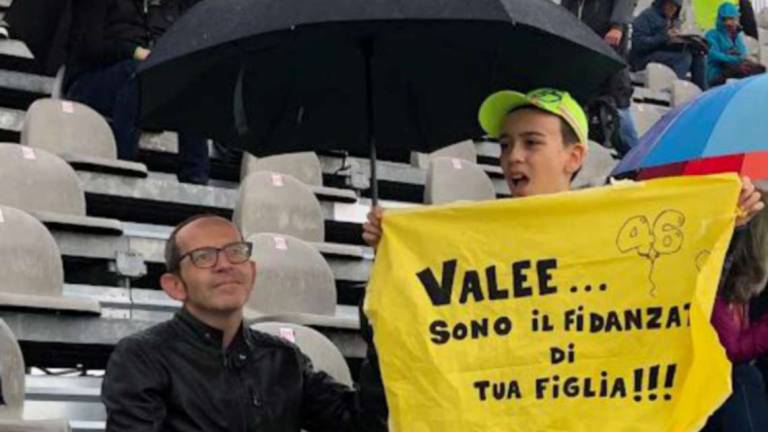 MotoGp, Misano sembra Glasgow e fa aprire gli ombrelli MotoGp, Misano sembra Glasgow e fa aprire gli ombrelli