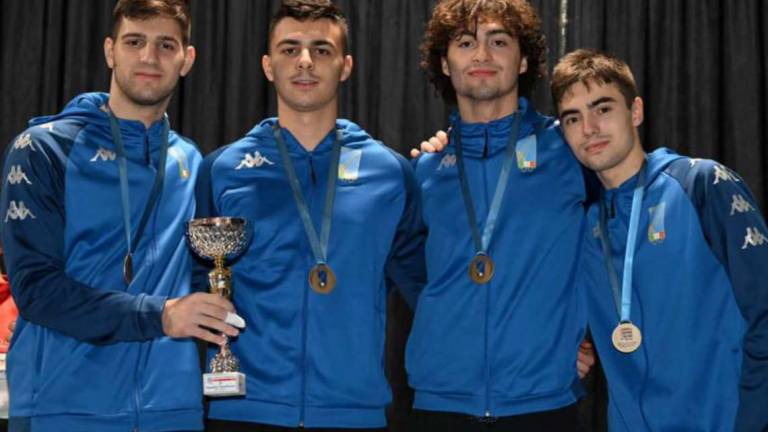 Scherma, Lo spadista cervese Galassi di bronzo con l'Italia a Udine Scherma, Lo spadista cervese Galassi di bronzo con l'Italia a Udine