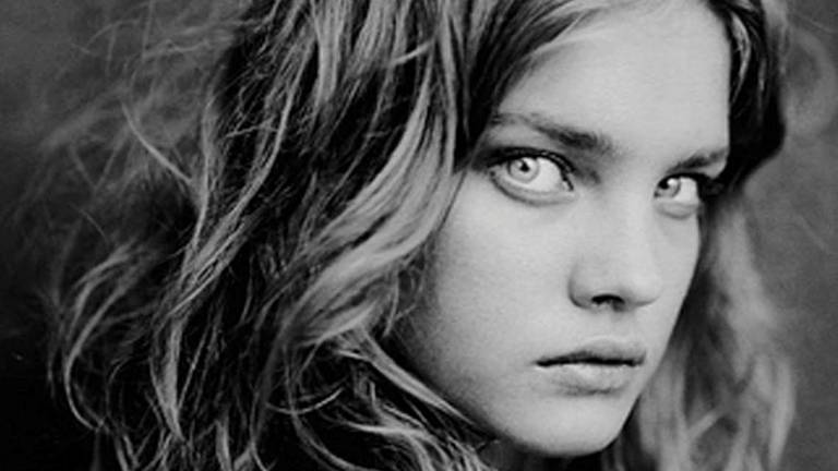 Andar per mostre: Paolo Roversi a Maison Random di Ravenna fino al 3 giugno Andar per mostre: Paolo Roversi a Maison Random di Ravenna fino al 3 giugno