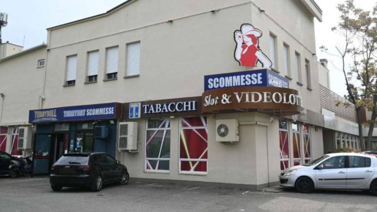 Imola, rapina una sala slot ma poco dopo la fuga viene arrestato Imola, rapina una sala slot ma poco dopo la fuga viene arrestato