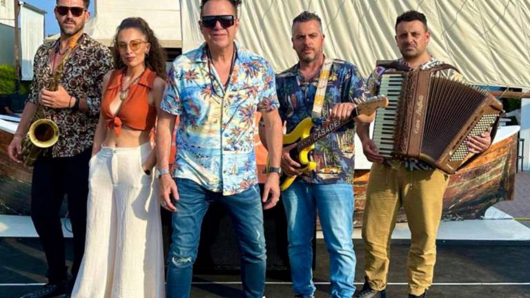 Mirko Casadei con Joe T Vannelli per Ciao mare amore Mirko Casadei con Joe T Vannelli per Ciao mare amore