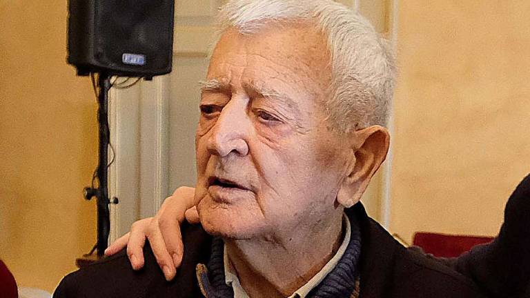 Domani l'addio a Gianni, il padre di Fabio De Luigi Domani l'addio a Gianni, il padre di Fabio De Luigi