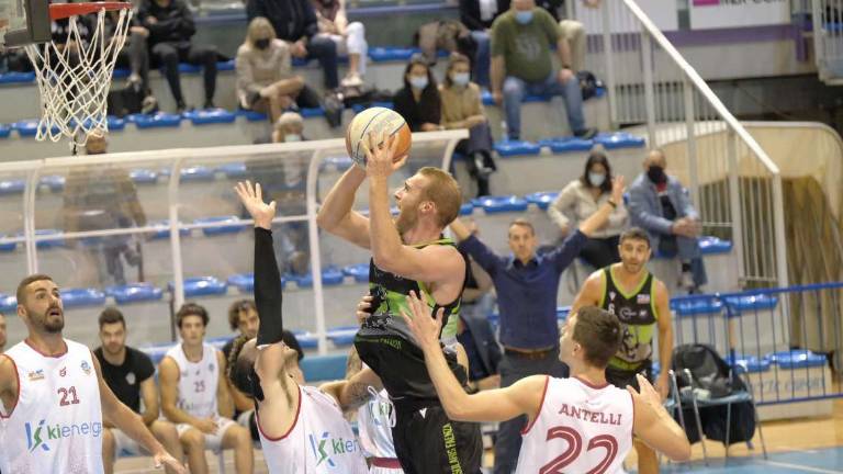 Basket B, Raggisolaris, rilancio targato Poggi Basket B, Raggisolaris, rilancio targato Poggi