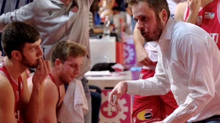 Basket B, Cusenza: Io resterei a Imola a vita Basket B, Cusenza: Io resterei a Imola a vita